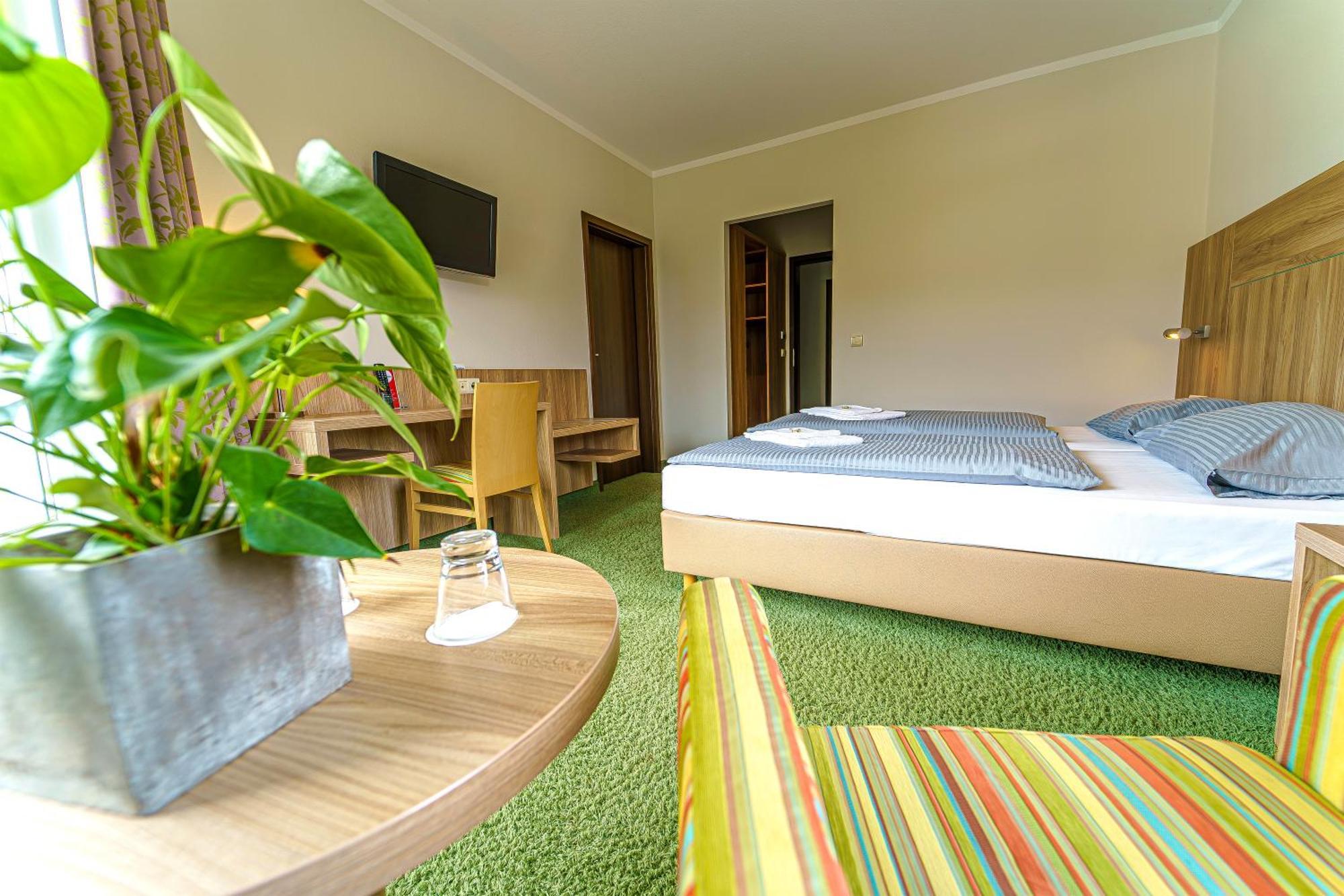 Einklang - Dein Hotel Am Suedhorn Wendisch Rietz Dış mekan fotoğraf